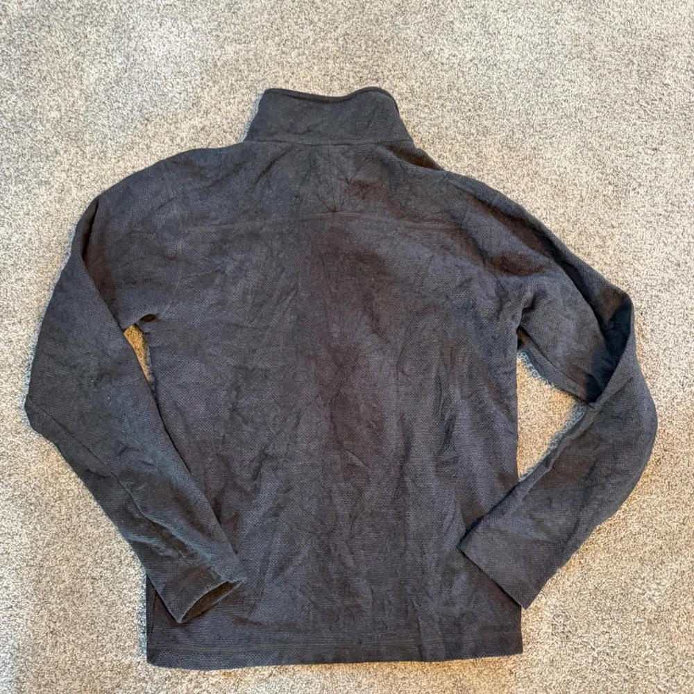 The North Face Mens Quarter Zip Fleece Pullover Dark Gray Grid Texture Small